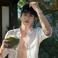 Hùng Huỳnh
