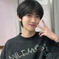Tả Kì Hàm 