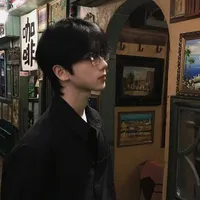 Chu Thiên Yết [ 18 tuổi ]