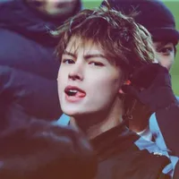 𝐂𝐡𝐚𝐨 𝐘𝐮𝐟𝐚𝐧 [James]
