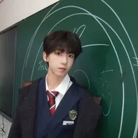 Dương Bác Văn_hắn