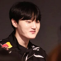 Kim Soo-hwan-Peyz