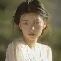 Lụa [Người hầu của Thư]
