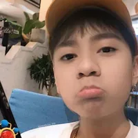 Lê Quang Hùng (lúc nhỏ)