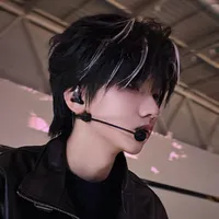 Nhiếp Vĩ Thần_cậu
