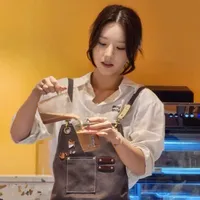 Nhân viên