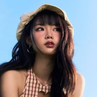 Nguyễn Lê Ngọc Ánh Sáng _Ánh Sáng AZA_