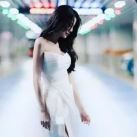 Giang Ngữ Thần (Jessie Chiang)