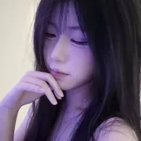 Nguyễn Thùy Dương ²⁰⁰²