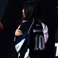 Trần Thảo Linh(LH)