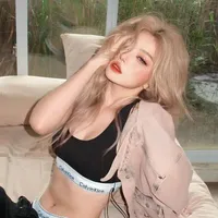 Ngọc Quyên_ Bạn Cô