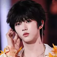 Trương Hàm Thụy_ Cậu