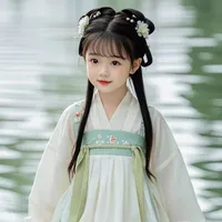 Pháp Kiều lúc nhỏ