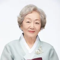 Bà nội Chaeyoung