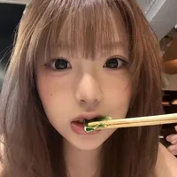 Chu Ngân Ngân -Liên-