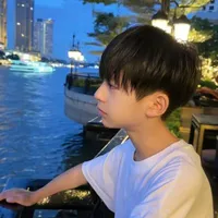 Lê Vũ Hàn  anh2 ( nhỏ )