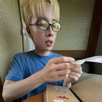 hả