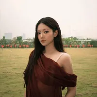 Trần Hoàng Phương Lan [Yeolan]