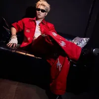 Hoàng Đức Duy  — Kim Phượng Thượng Thần