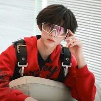 Trần Dịch Hằng_ anh
