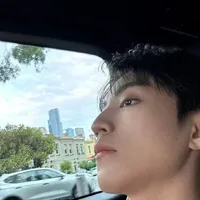 Vương Tuấn Khải/@anh cả trẻ