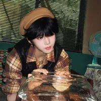 Trương Hàm Thụy/@herry