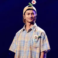 Nguyễn Hùng 
