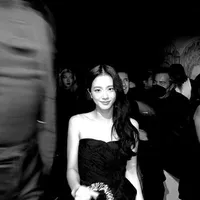 Kim Jisoo - chị. [ chị 2 ]