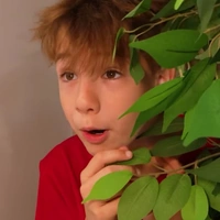 Michael _ cậu