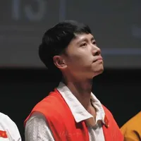 × Lê Hoàng Long ×