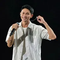 × Nguyễn Quốc Hùng ×
