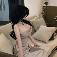mẹ cô - bà hằng