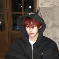 Ôn Dĩ Thần
