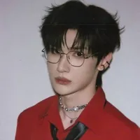Dư Vũ Hàm - Hắn