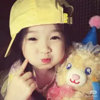 Ngọc Ngọc là mặt trời nhỏ=)