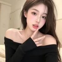 Vũ Nguyệt Nghi [ 18 tuổi ]