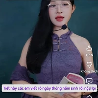 Cô giáo Triệu