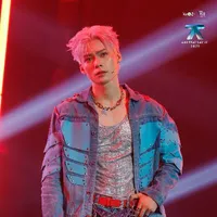 Nguyễn Hoàng Bách -  jey b