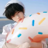 Trương Hàm Thụy _cậu