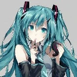 Long Quyên (mẹ cô)