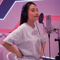 Phương Mỹ Chi ( Cô út)