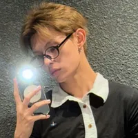 Bố Mi (James)