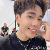 Lê Quang Hùng 