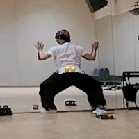 thằn lằn bám kính🤯