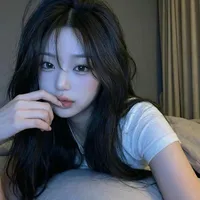 Hoàng Thùy Linh