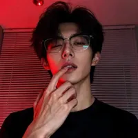Vương Nhất Dương–anh cả