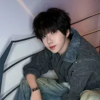 Nhiếp Vĩ Thần