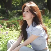 Kang Haerin •Evelyn•