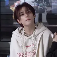 Hwang hyunjin