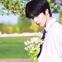 Lưu Diệu Văn -  Nhóc
